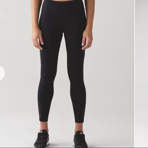 Lululemon leggings.
